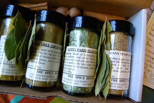 http://www.thedailydish.us/images/spice%20house%20gift%20box.jpg