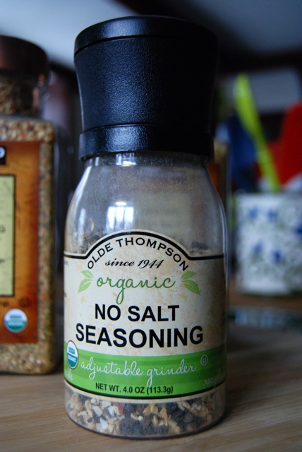 Tips and recipes for Kirkland's no salt seasoning? : r/Costco